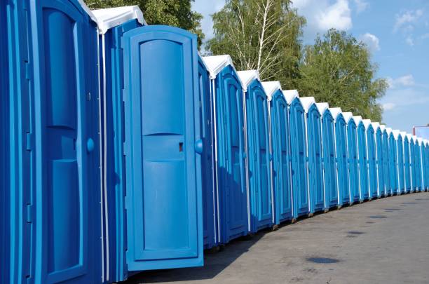 Porta potty delivery and setup in Erin, TN